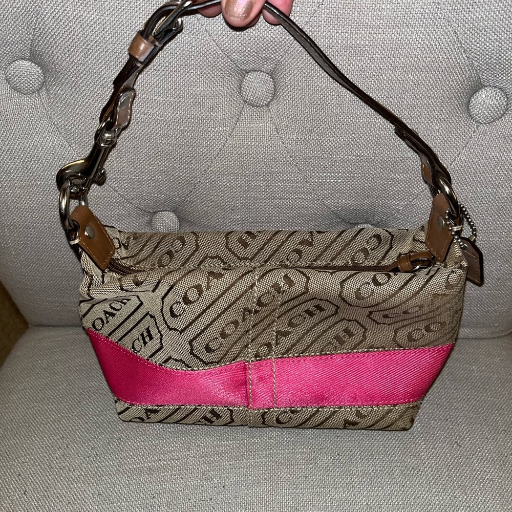 Small pink and tan Coach purse!